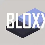 Două blocuri suprapuse, unul albastru și unul negru, cu textul BLOXX deasupra