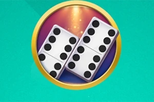 Două piese de domino albe cu puncte negre încercuite de un inel auriu pe un fundal verde