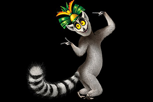 Lemur animat vesel purtând o coroană colorată pe fundal negru