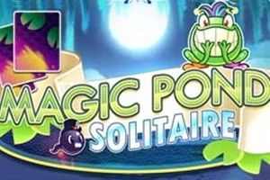 Textul “Magic Pond Solitaire” pe un fundal albastru cu o broască desenată și un pește stilizat