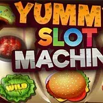 Text colorat Yummy Slot Machine cu imagini de gogoși, hamburgeri și alte elemente alimentare pe fundal